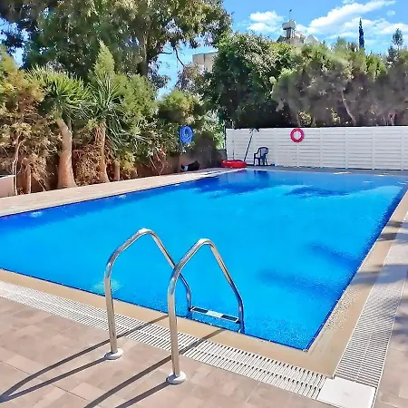1br Seafront With Community Pool Apartment Larnaca